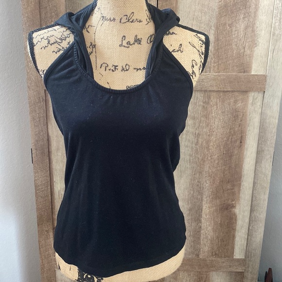 Hooded tank top - Picture 1 of 4